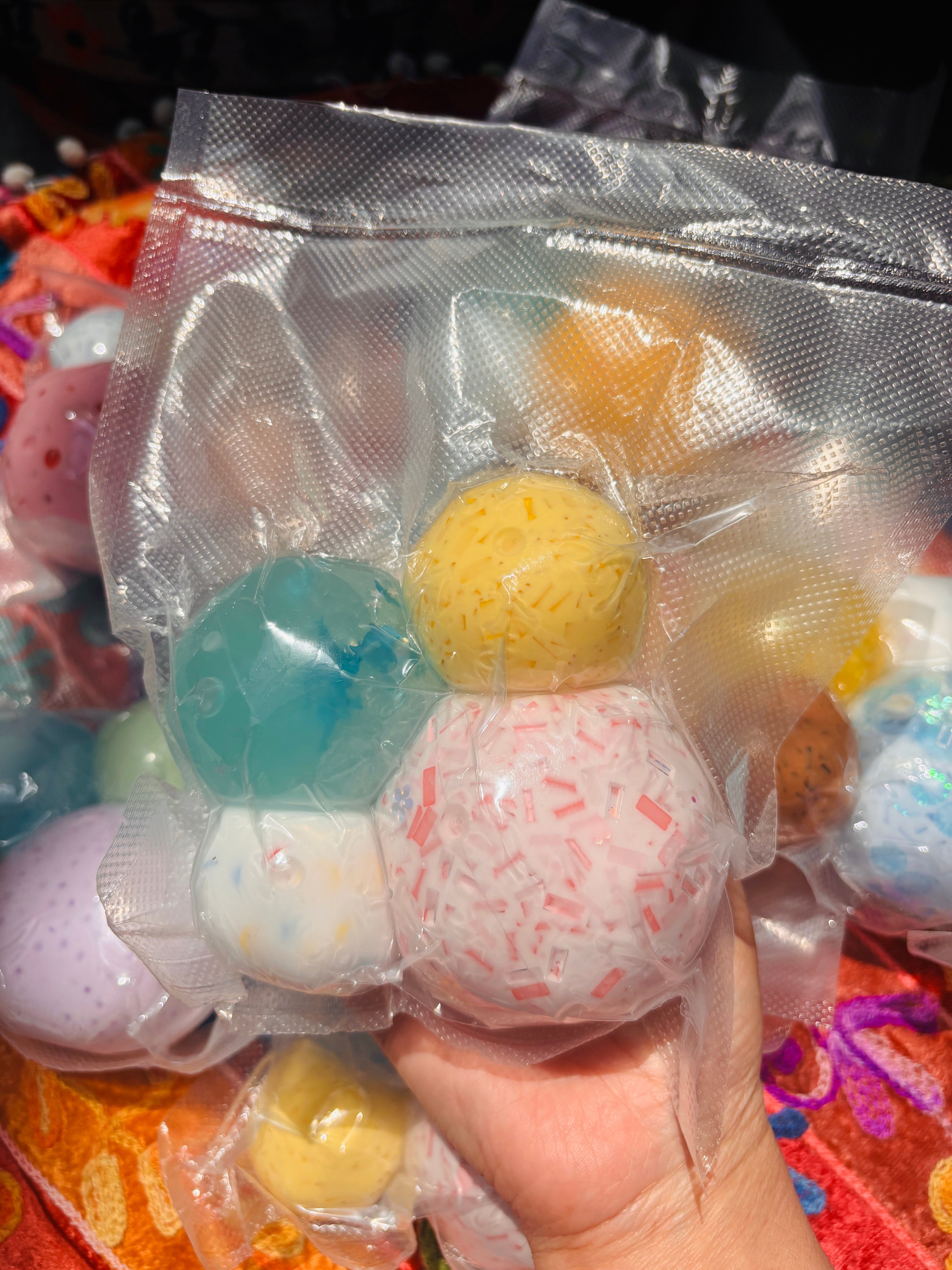 NEW stressballs variety pack (4pcs) random (zip tie)