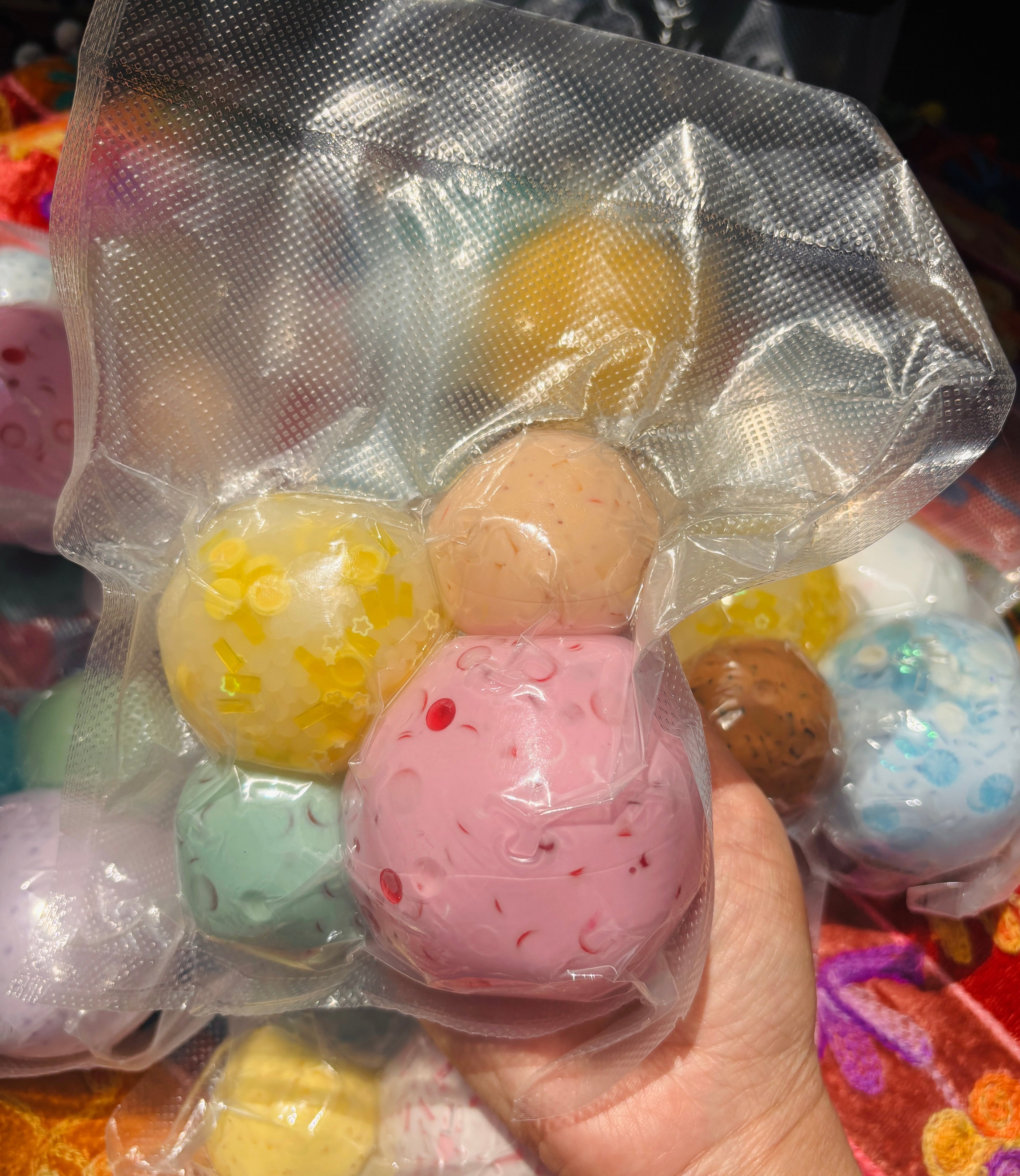 NEW stressballs variety pack (4pcs) random (zip tie)